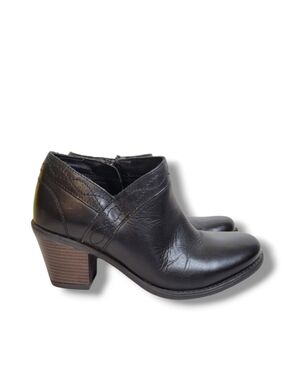 Earth Origins Black Leather Ankle Boots Size 9.5W